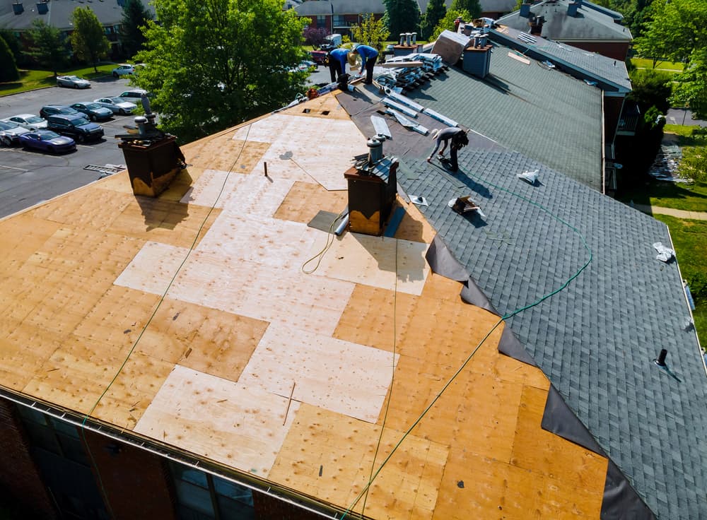 How to Repair a Roof When the Shingles Blow Off