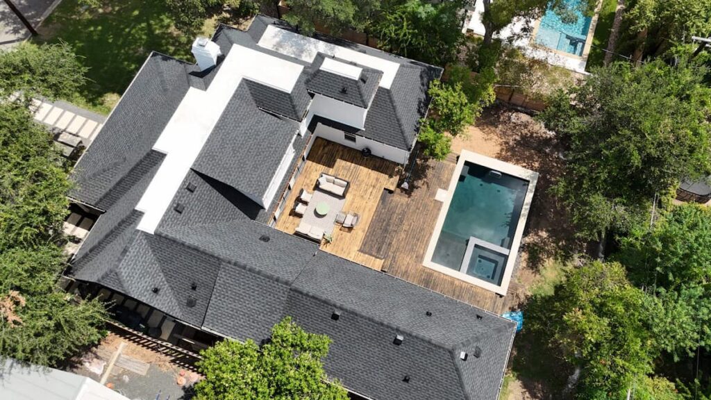 Architectural shingle roof matching historic district requirements on a home in Hyde Park Austin Texas